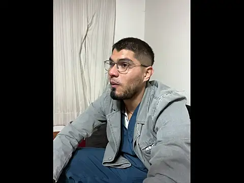 Snapshot of mirallesandbig chatting on December 2025 11:20:02 PM mirallesandbig online show from December 2025 11:20:02 PM