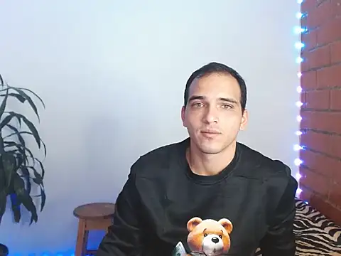 Snapshot of Maax3023 chatting on October 2025 04:22:01 PM Maax3023 online show from October 2025 04:22:01 PM