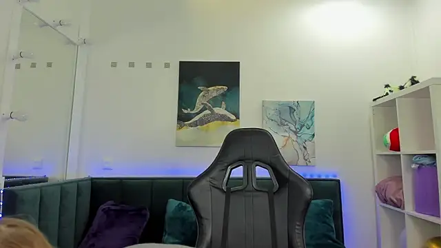 Melissa new22 online show from November 2025 11:49:02 PM