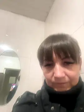 Snapshot of Butterfly8385 chatting on October 2025 02:17:02 PM Butterfly8385 online show from October 2025 02:17:02 PM