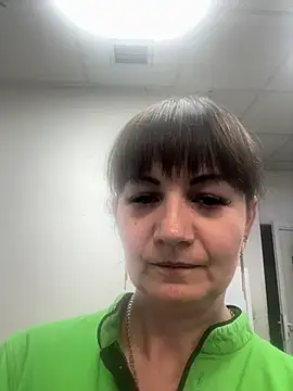 Snapshot of Butterfly8385 chatting on November 2025 06:18:02 PM Butterfly8385 online show from November 2025 06:18:02 PM