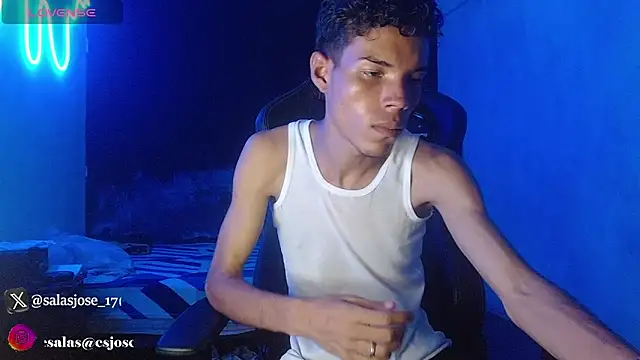 Snapshot of jhojan_foxxx_ chatting on November 2025 08:30:02 PM jhojan foxxx online show from November 2025 08:30:02 PM