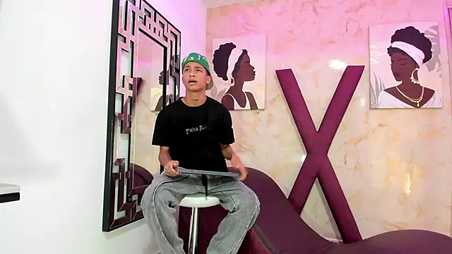 Snapshot of EMPIRE_BOYS1 chatting on December 2025 07:19:02 PM EMPIRE BOYS1 online show from December 2025 07:19:02 PM