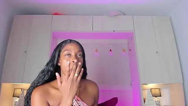 MaraBaker online show from November 2025 08:11:01 PM