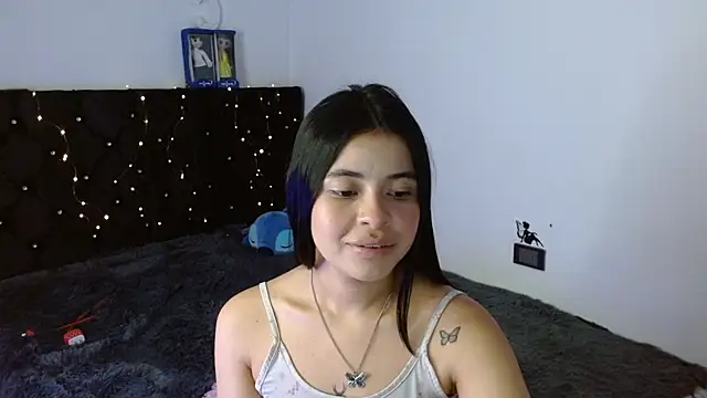 Snapshot of Megan_ve chatting on October 2025 02:14:02 AM Megan ve online show from October 2025 02:14:02 AM