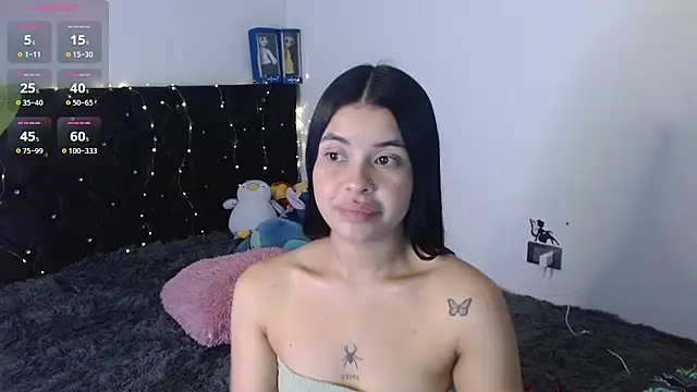 Snapshot of Megan_ve chatting on November 2025 02:43:01 AM Megan ve online show from November 2025 02:43:01 AM