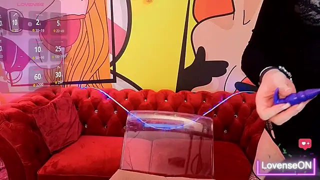 Snapshot of AliceOfWondersS chatting on November 2025 07:46:02 AM AliceOfWondersS online show from November 2025 07:46:02 AM