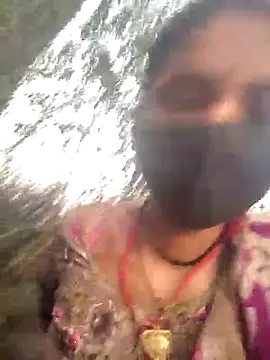 Snapshot of Mehta_seema chatting on December 2025 01:14:02 AM Mehta seema online show from December 2025 01:14:02 AM