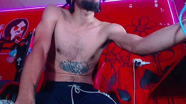 Snapshot of Monsterdominationx chatting on December 2025 01:53:01 PM Monsterdominationx online show from December 2025 01:53:01 PM