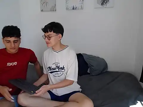 SpritzBoys online show from October 2025 01:45:02 PM