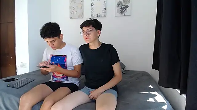 SpritzBoys online show from October 2025 01:25:01 PM