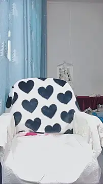 Snapshot of DJEVERY2025 chatting on November 2025 02:13:01 AM DJEVERY2025 online show from November 2025 02:13:01 AM