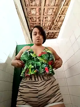 lacrespa24 online show from November 2025 02:28:02 PM