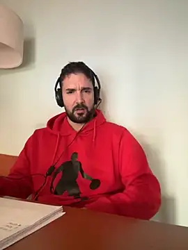 Snapshot of ReDiBastoni90 chatting on November 2025 08:02:01 AM ReDiBastoni90 online show from November 2025 08:02:01 AM