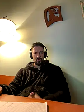 Snapshot of ReDiBastoni90 chatting on November 2025 08:03:02 AM ReDiBastoni90 online show from November 2025 08:03:02 AM