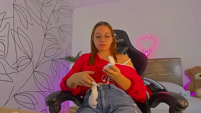 Snapshot of merida_06 chatting on October 2025 03:51:02 AM merida 06 online show from October 2025 03:51:02 AM