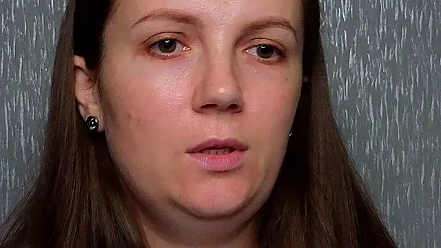 Amy  Leee  online show from October 2025 05:47:03 PM