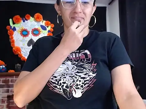 Snapshot of Lucyy_Naugthy chatting on November 2025 11:53:01 AM Lucyy Naugthy online show from November 2025 11:53:01 AM