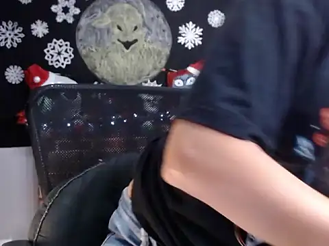 Snapshot of Lucyy_Naugthy chatting on November 2025 01:12:02 PM Lucyy Naugthy online show from November 2025 01:12:02 PM