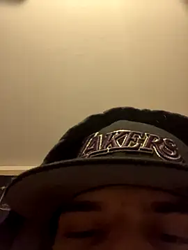 Snapshot of CarmeloA chatting on November 2025 01:04:02 AM CarmeloA online show from November 2025 01:04:02 AM