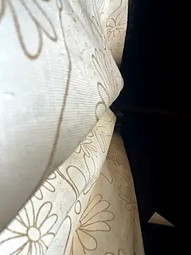 Snapshot of Zoe_fire chatting on October 2025 01:02:02 PM Zoe fire online show from October 2025 01:02:02 PM