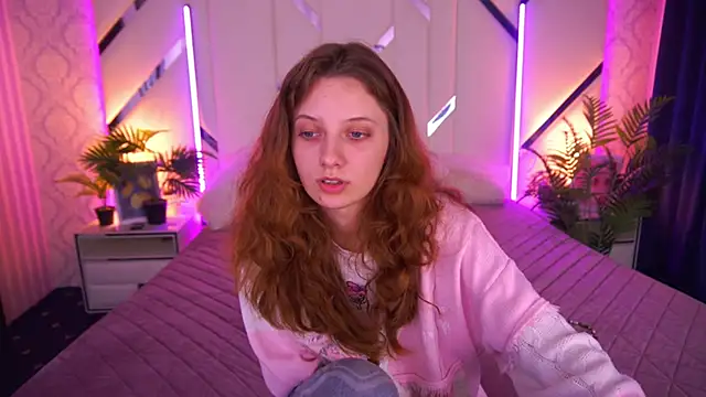 Snapshot of CuteeFoxy chatting on November 2025 02:41:02 PM CuteeFoxy online show from November 2025 02:41:02 PM