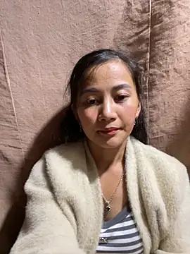 Snapshot of Miss-World00 chatting on November 2025 02:32:02 PM Miss-World00 online show from November 2025 02:32:02 PM