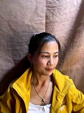 Snapshot of Miss-World00 chatting on December 2025 02:58:02 PM Miss-World00 online show from December 2025 02:58:02 PM