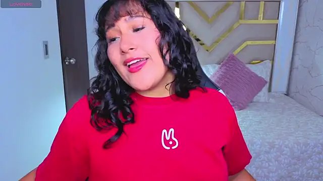 Snapshot of luna_jonezz chatting on December 2025 11:27:02 AM luna jonezz online show from December 2025 11:27:02 AM