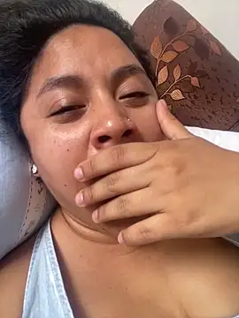 Snapshot of Techi0525 chatting on November 2025 08:07:01 PM Techi0525 online show from November 2025 08:07:01 PM