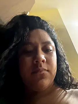 Snapshot of Techi0525 chatting on December 2025 01:53:01 PM Techi0525 online show from December 2025 01:53:01 PM