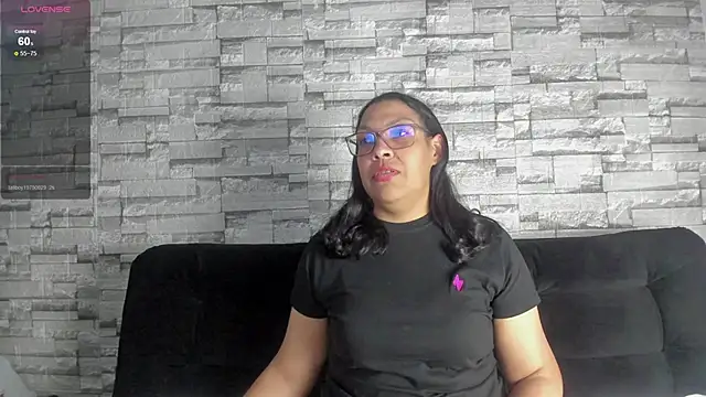 Snapshot of Zamariah chatting on October 2025 12:13:01 AM Zamariah online show from October 2025 12:13:01 AM