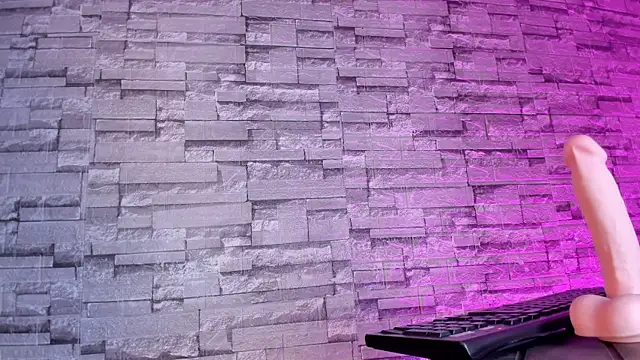 Snapshot of Zamariah chatting on November 2025 03:16:02 AM Zamariah online show from November 2025 03:16:02 AM