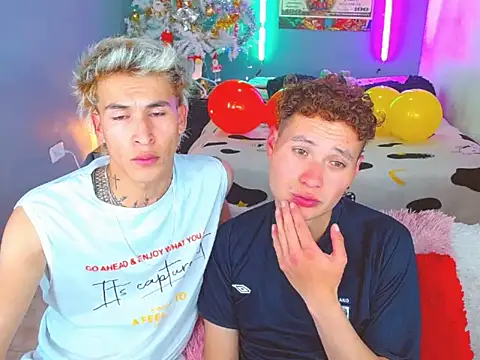 Snapshot of Latin_boysxxxx chatting on November 2025 05:02:02 PM Latin boysxxxx online show from November 2025 05:02:02 PM