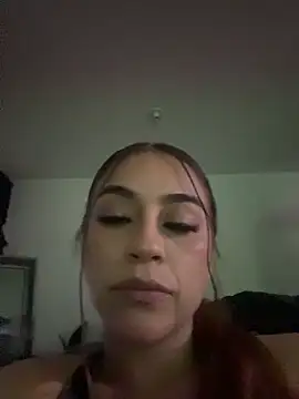 Snapshot of Aliss_rose chatting on October 2025 11:07:01 PM Aliss rose online show from October 2025 11:07:01 PM