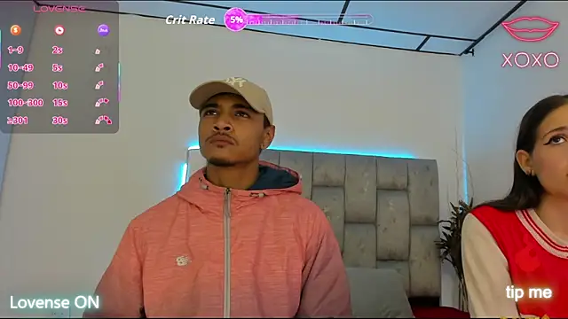 Snapshot of SweetAndSinful chatting on December 2025 03:49:02 AM SweetAndSinful online show from December 2025 03:49:02 AM