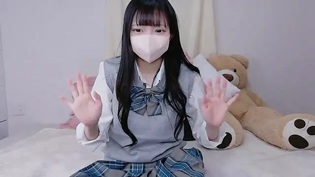 Snapshot of Mirai_oO16Oo chatting on October 2025 07:41:02 AM Mirai oO16Oo online show from October 2025 07:41:02 AM