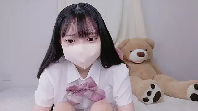 Snapshot of Mirai_oO16Oo chatting on November 2025 07:39:01 AM Mirai oO16Oo online show from November 2025 07:39:01 AM