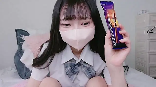 Snapshot of Mirai_oO16Oo chatting on November 2025 09:20:01 AM Mirai oO16Oo online show from November 2025 09:20:01 AM