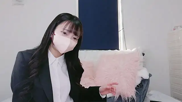 Snapshot of Mirai_oO16Oo chatting on November 2025 06:46:01 AM Mirai oO16Oo online show from November 2025 06:46:01 AM