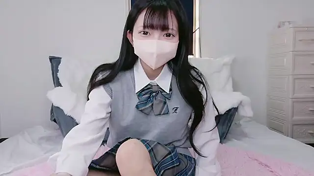 Snapshot of Mirai_oO16Oo chatting on November 2025 06:57:02 AM Mirai oO16Oo online show from November 2025 06:57:02 AM