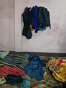 Snapshot of sweet_couple99 chatting on December 2025 07:03:02 AM sweet couple99 online show from December 2025 07:03:02 AM