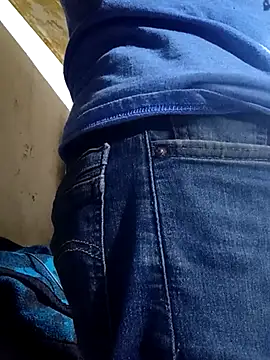 Snapshot of Cogelonregio chatting on November 2025 11:59:01 PM Cogelonregio online show from November 2025 11:59:01 PM