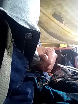 Snapshot of Cogelonregio chatting on December 2025 08:26:01 PM Cogelonregio online show from December 2025 08:26:01 PM