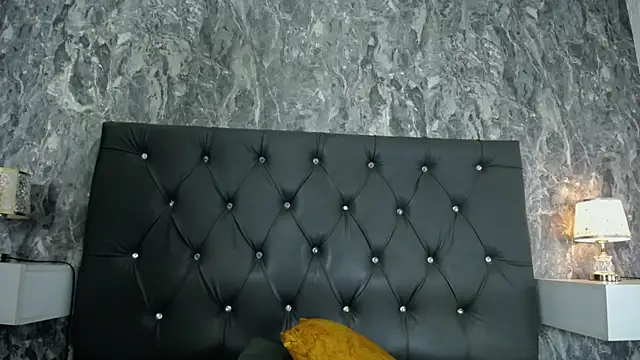 Snapshot of EuphoriaSavage chatting on November 2025 01:13:02 PM EuphoriaSavage online show from November 2025 01:13:02 PM