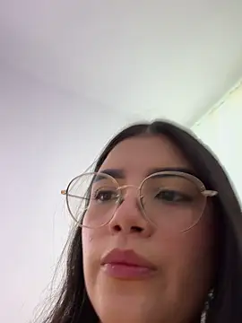 Snapshot of Julietalcl chatting on November 2025 09:15:01 PM Julietalcl online show from November 2025 09:15:01 PM