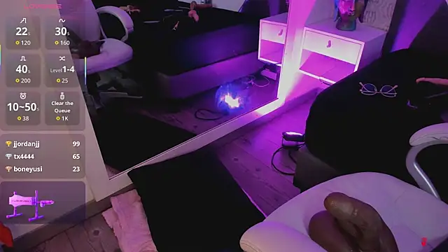 Snapshot of michelle_cutee_ chatting on October 2025 08:31:02 AM michelle cutee online show from October 2025 08:31:02 AM