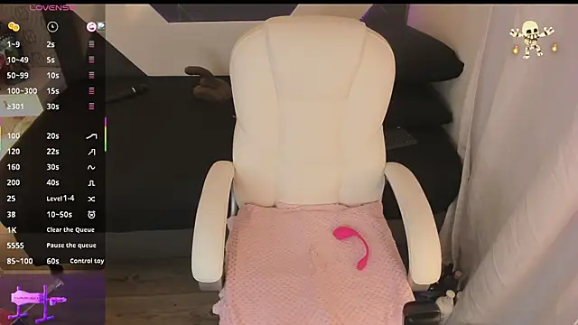 Snapshot of michelle_cutee_ chatting on November 2025 08:31:01 PM michelle cutee online show from November 2025 08:31:01 PM