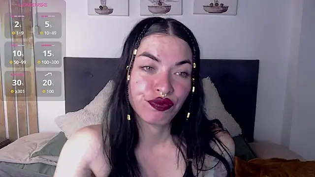 liafaith online show from December 2025 02:02:02 PM