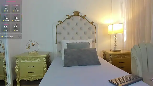 Snapshot of jessi_lopez45 chatting on October 2025 07:29:02 PM jessi lopez45 online show from October 2025 07:29:02 PM